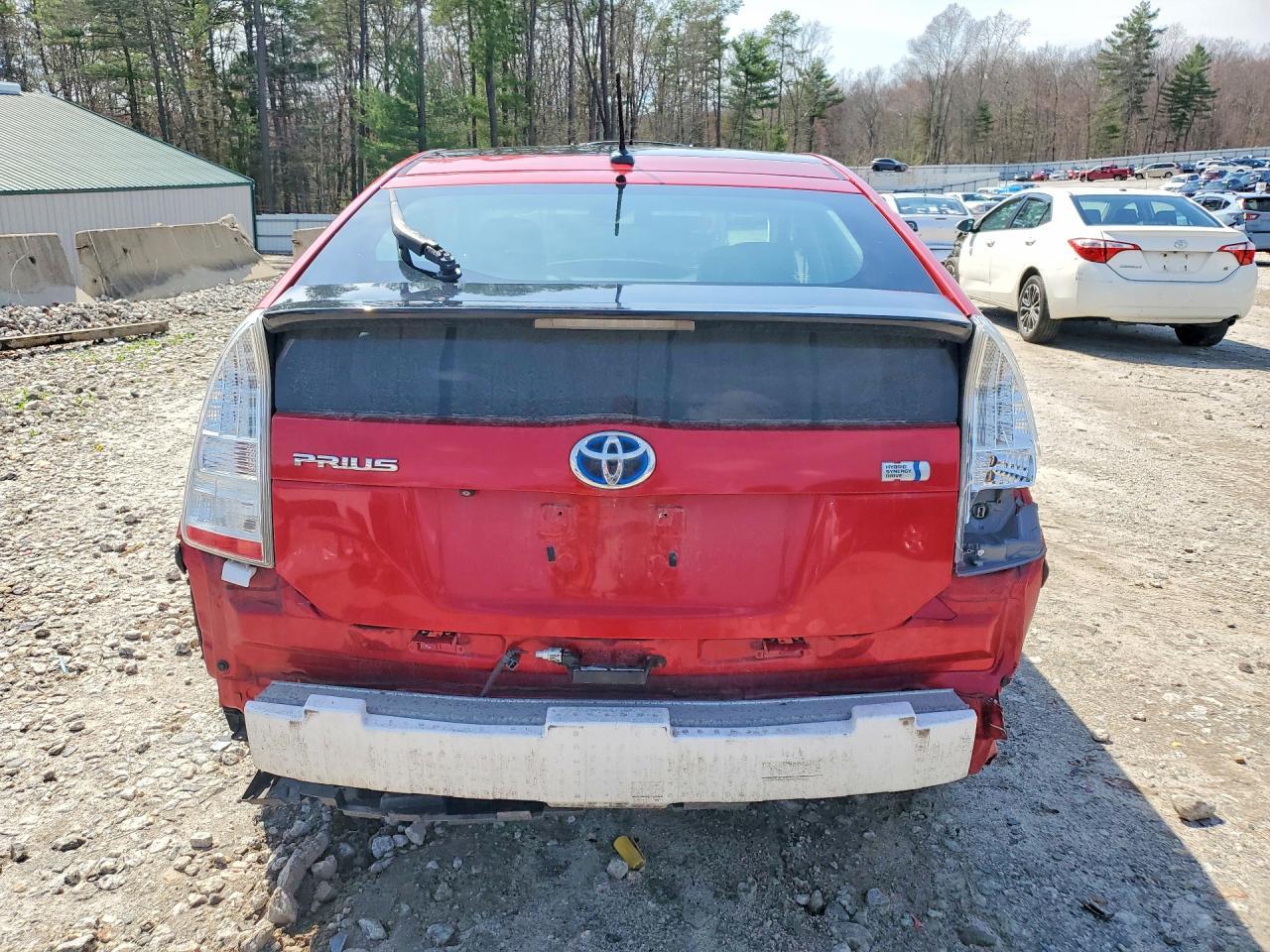 2011 Toyota Prius Four - Image 6