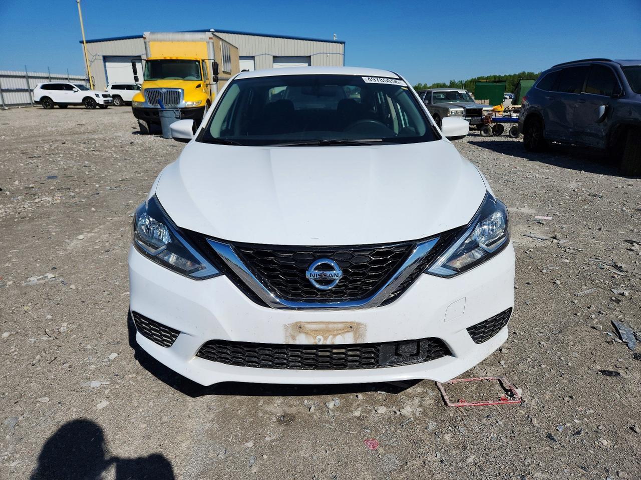 2018 Nissan Sentra S - Фото 5