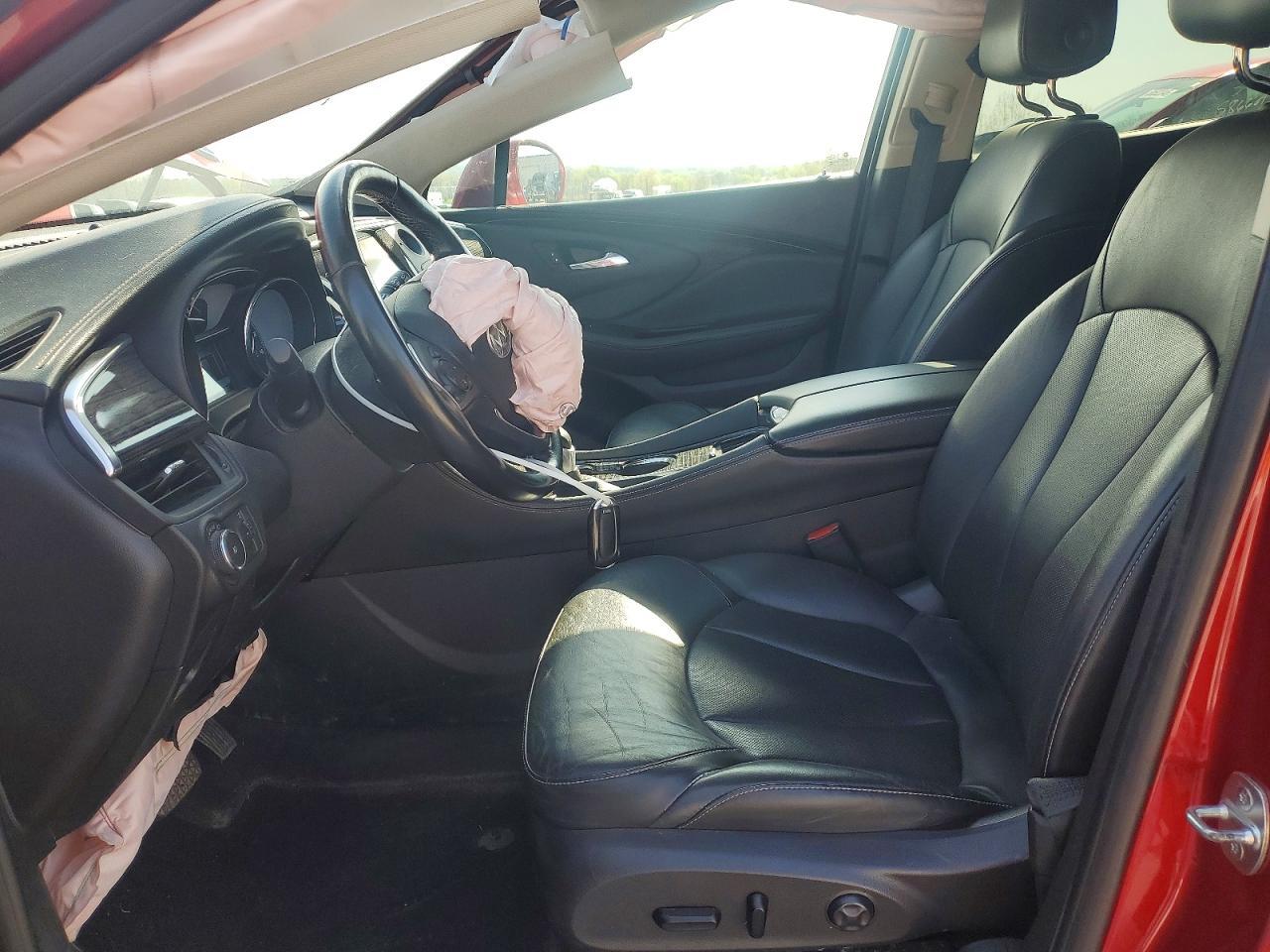2017 Buick Envision Essence - Image 7