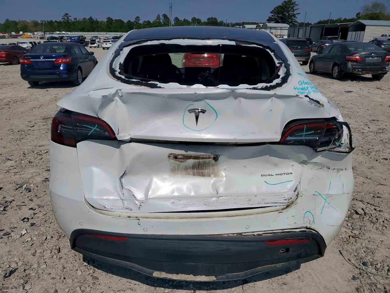 2022 Tesla Model Y - Image 6