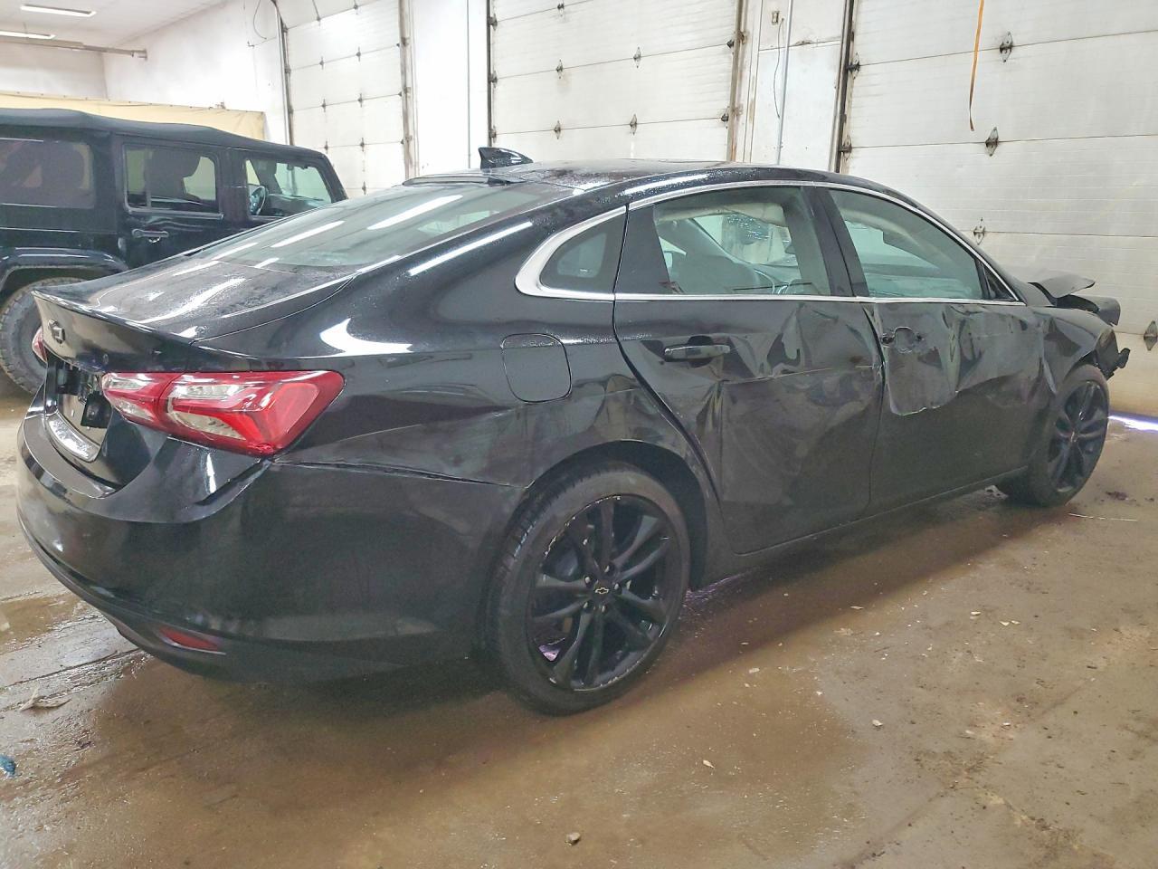 2023 Chevrolet Malibu Premier - Image 3