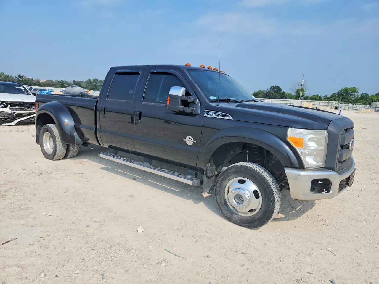 2011 Ford F350 Super Duty - Image 4