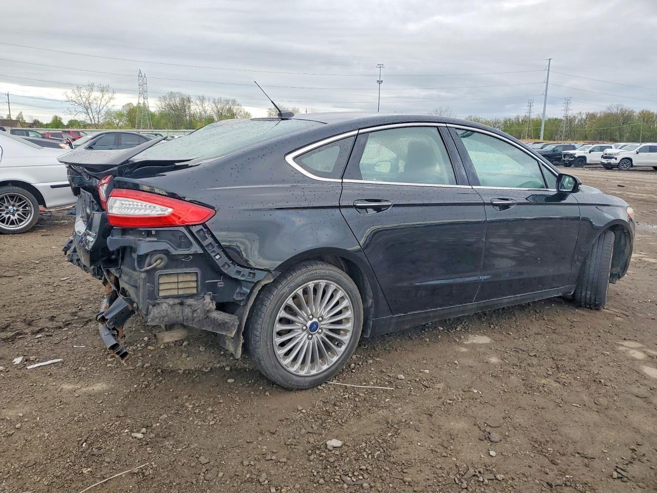 2016 Ford Fusion Titanium - Фото 3