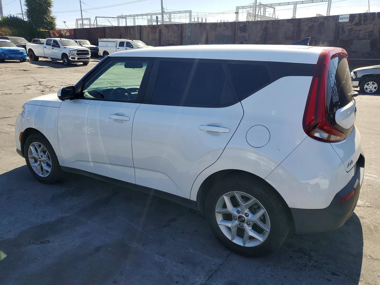 2020 Kia Soul S - Фото 2