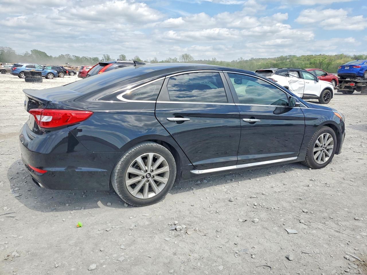2017 Hyundai Sonata Limited - Image 3
