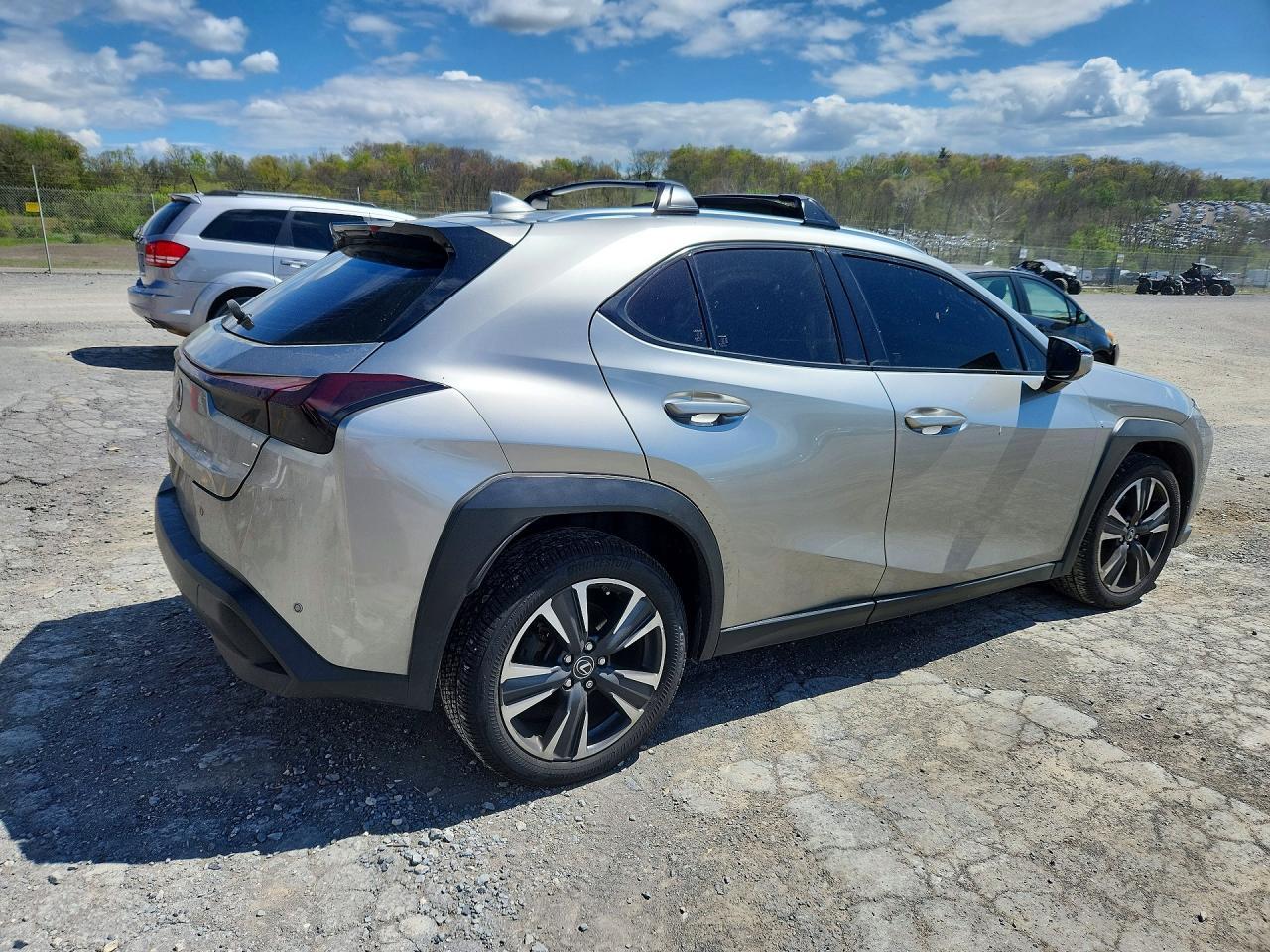 2021 Lexus Ux 250H - Фото 3