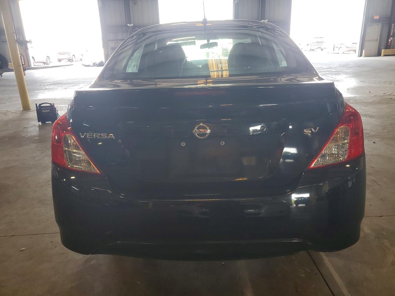 2018 Nissan Versa Sv - Фото 6