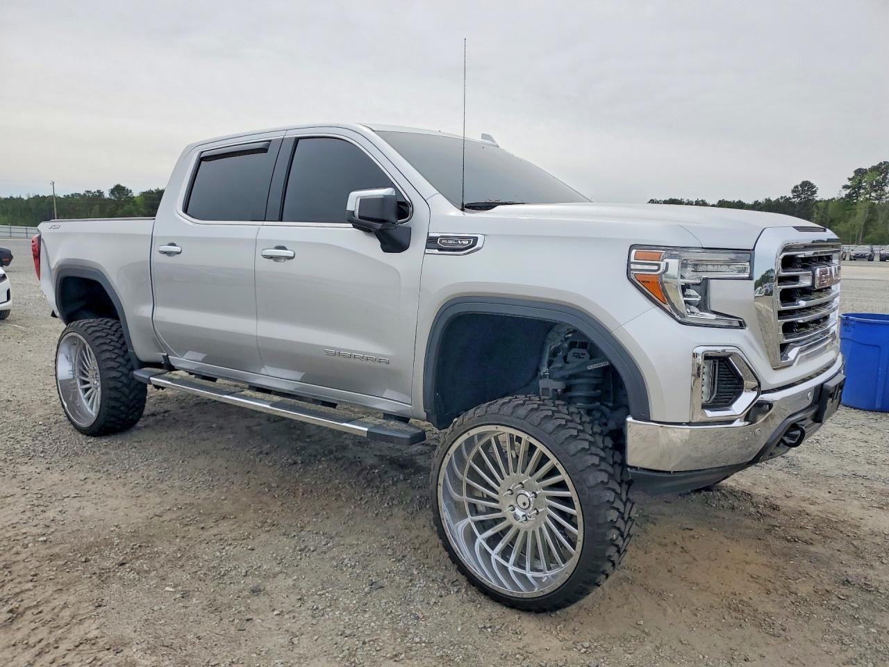 2021 GMC Sierra K1500 Slt - Image 4