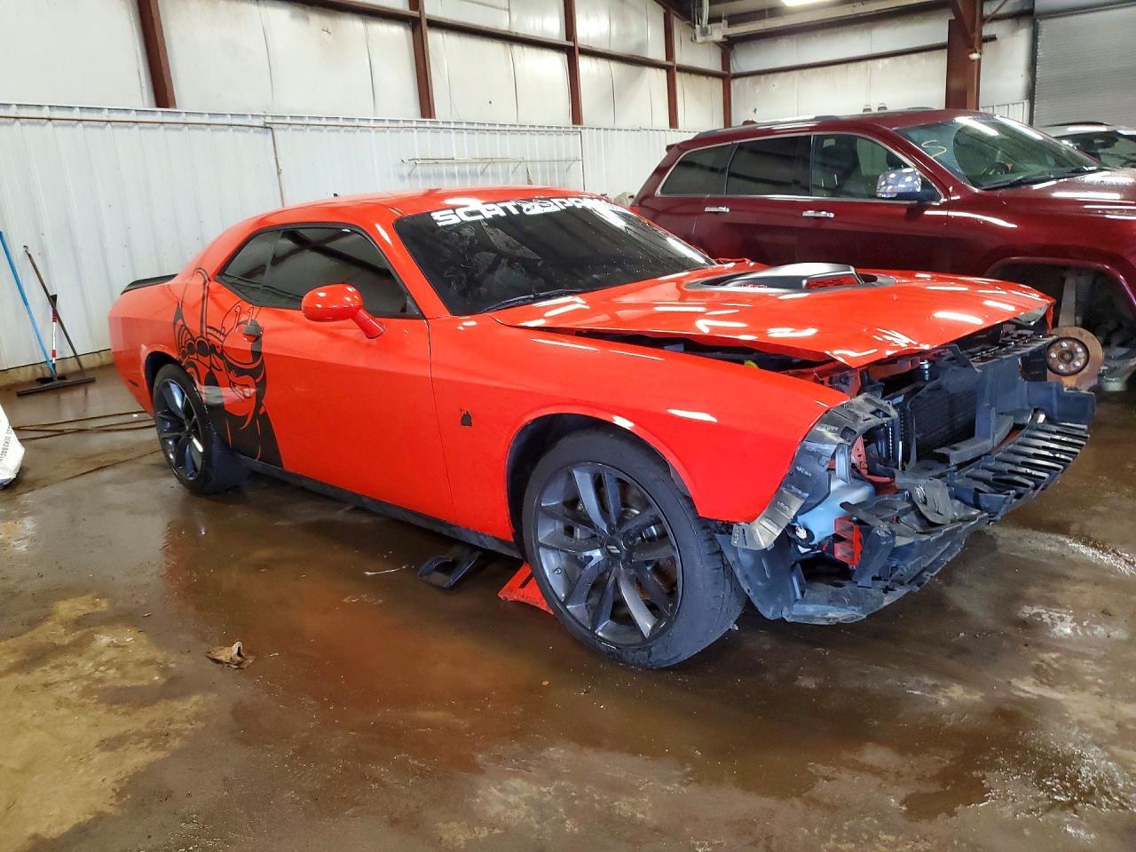 2019 Dodge Challenger R - Image 4