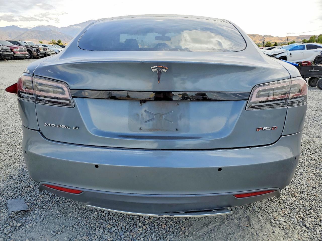 2013 Tesla Model S - Фото 6