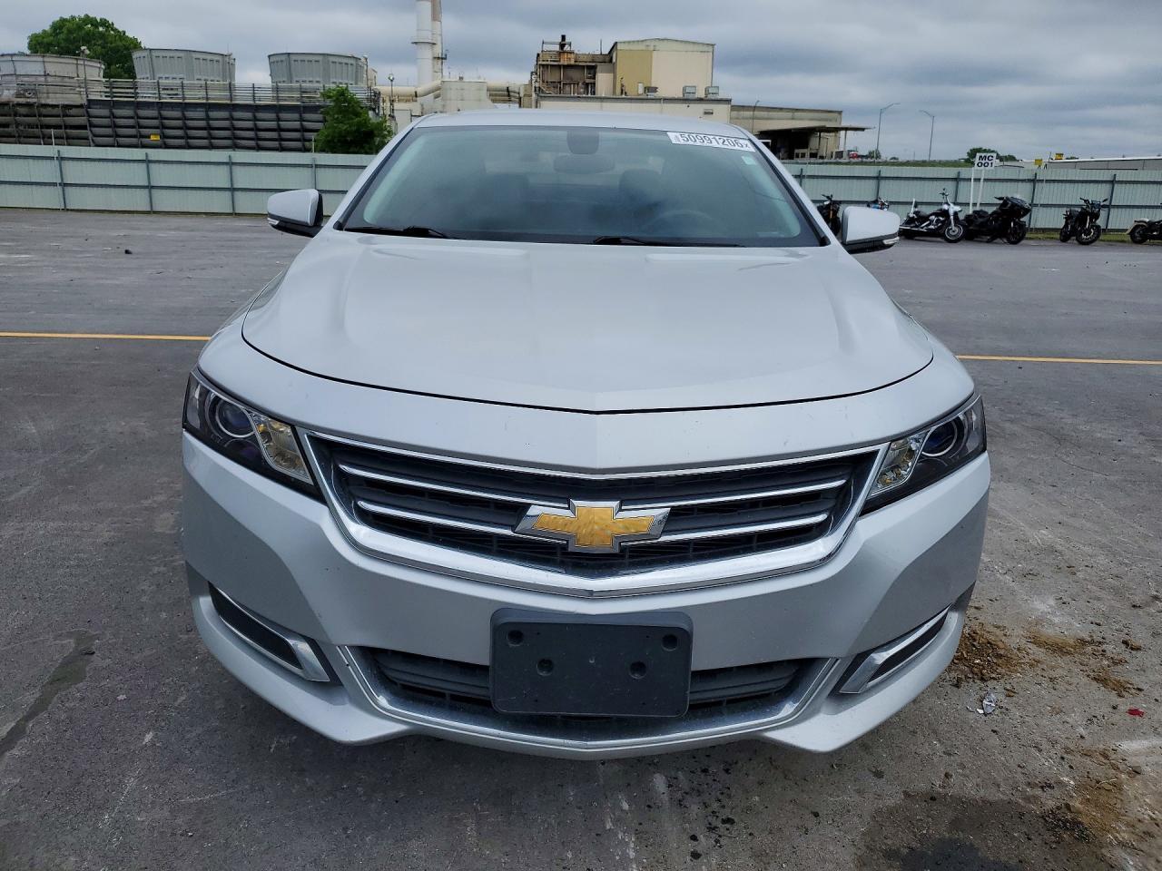 2017 Chevrolet Impala Lt - Image 5