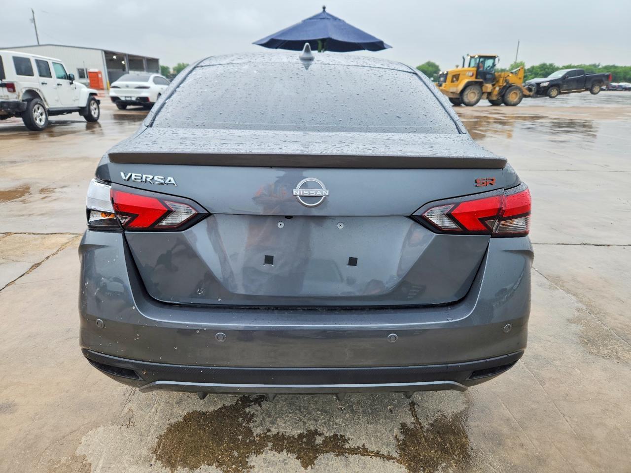 2025 Nissan Versa Sr - Фото 6