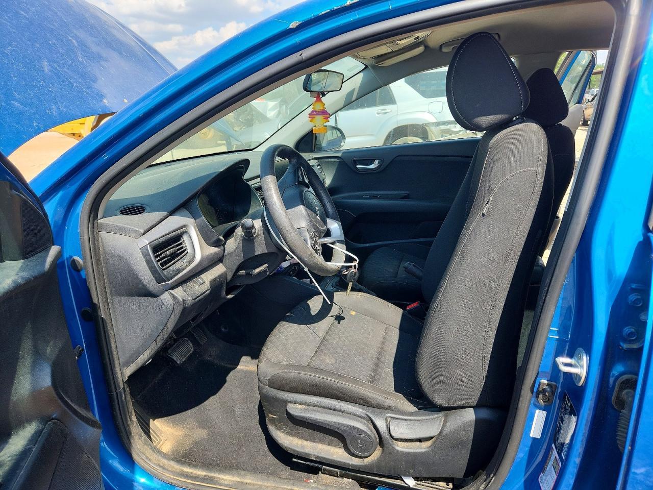 2023 Kia Rio S - Image 7