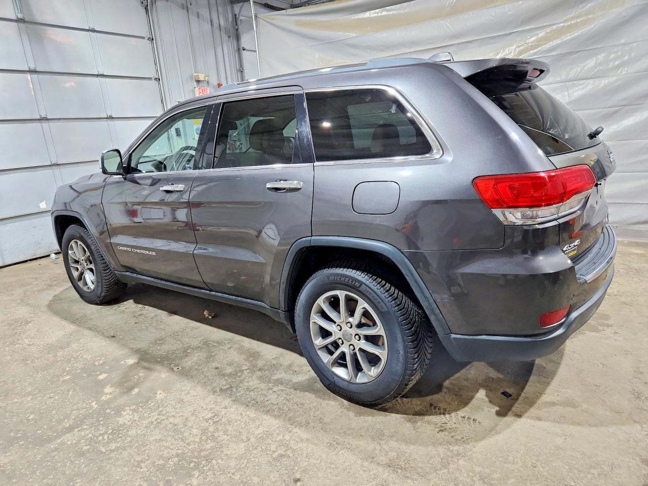 2015 Jeep Grand Cherokee - Image 2