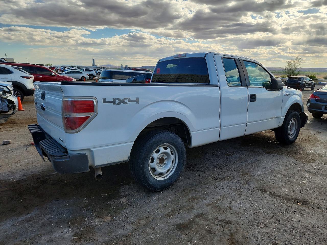 2014 Ford F150 Super Cab - Image 3