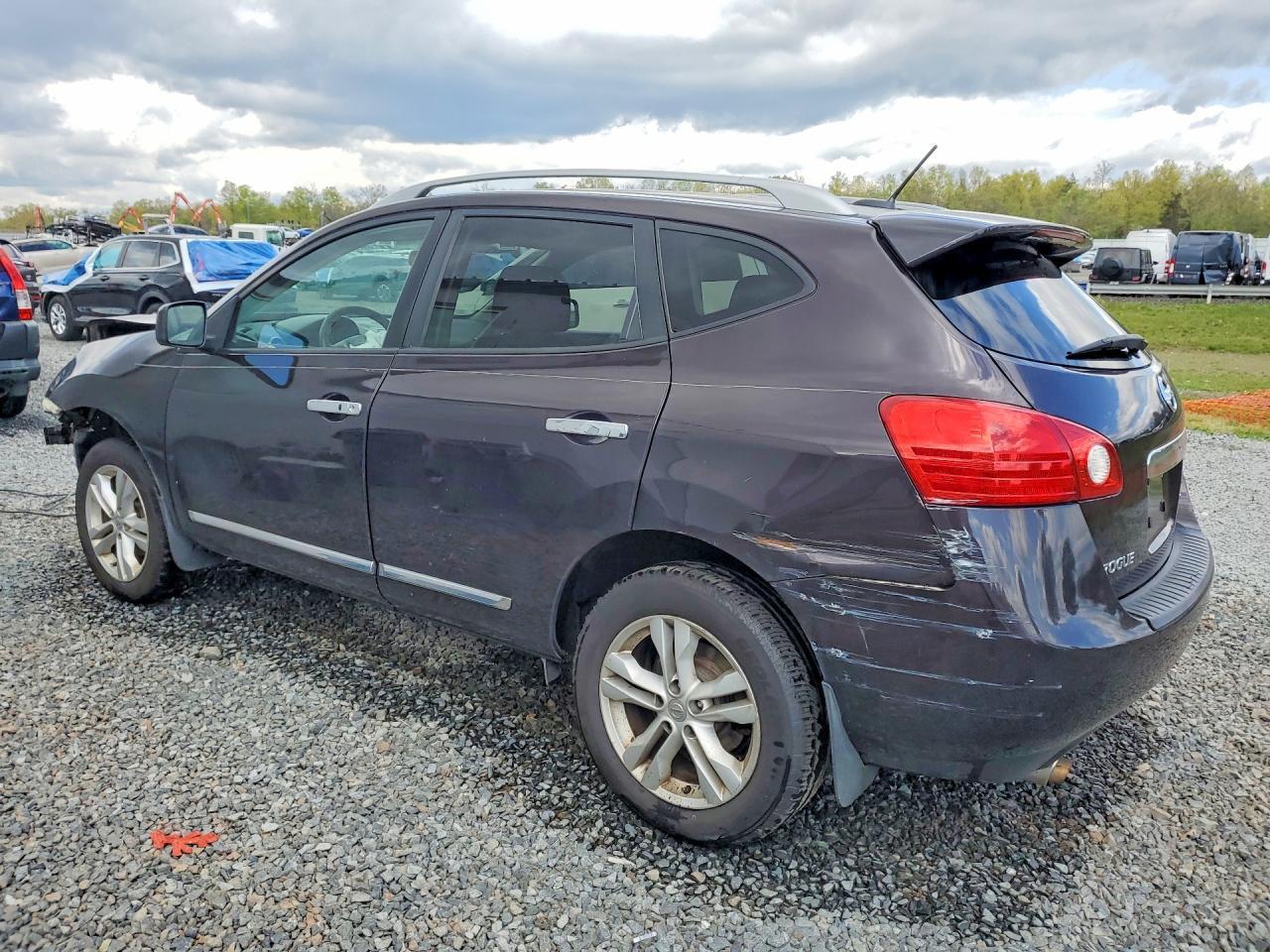 2012 Nissan Rogue S - Фото 2
