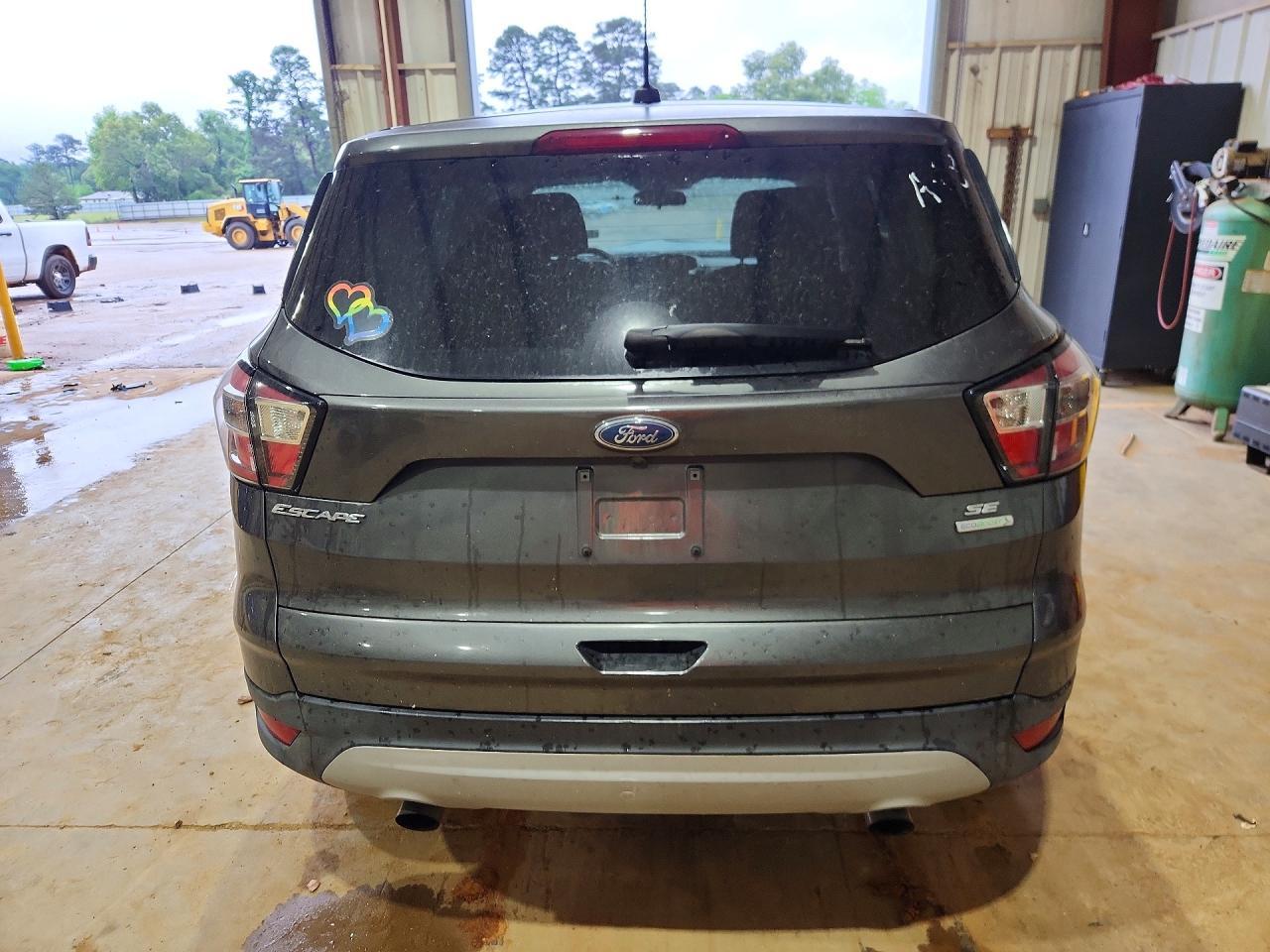 2017 Ford Escape Se - Image 6