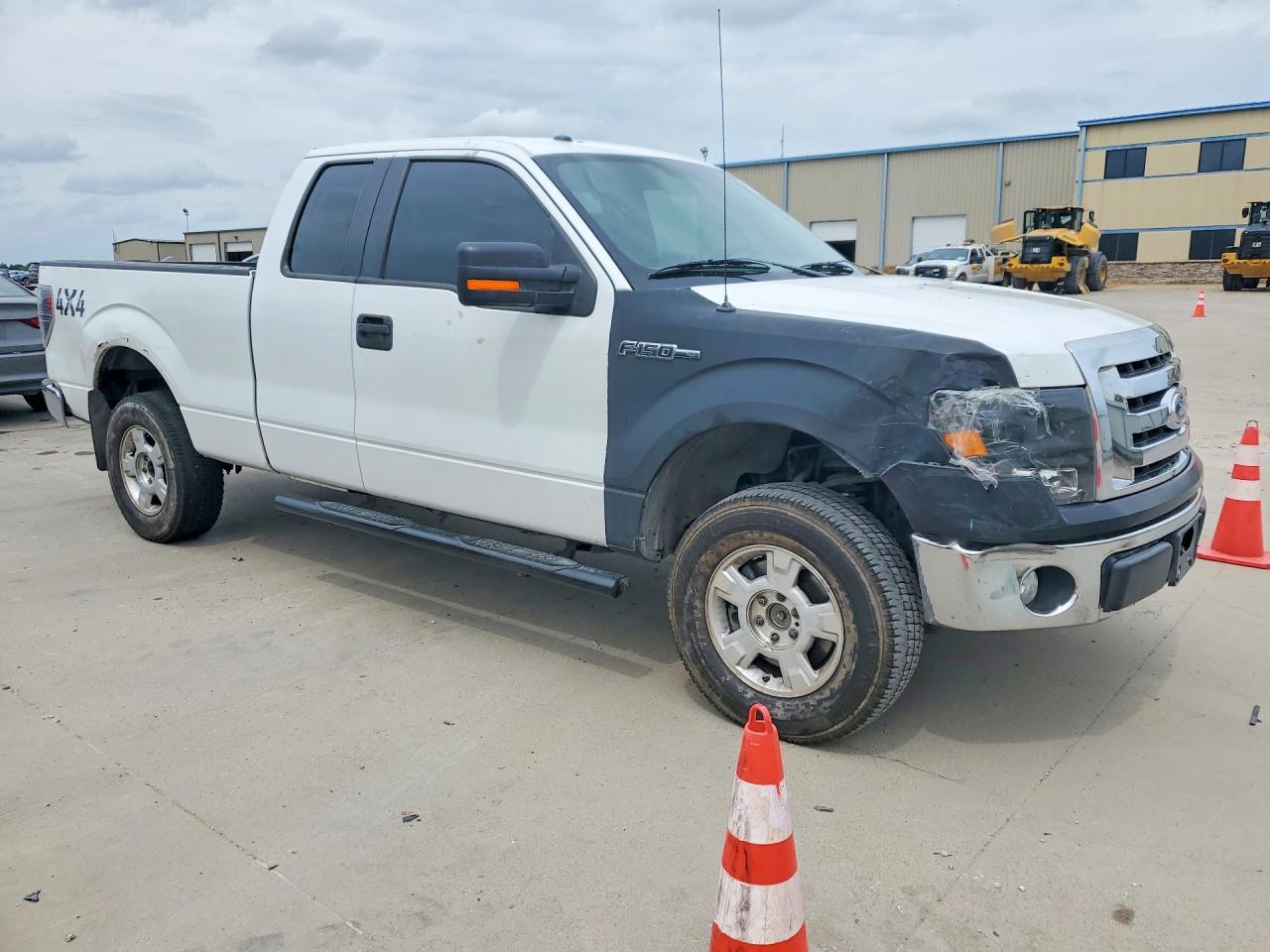 2010 Ford F150 Super Cab - Фото 4