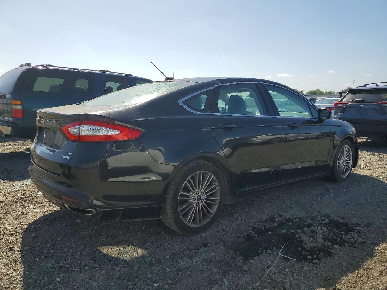 2013 Ford Fusion Se - Фото 3