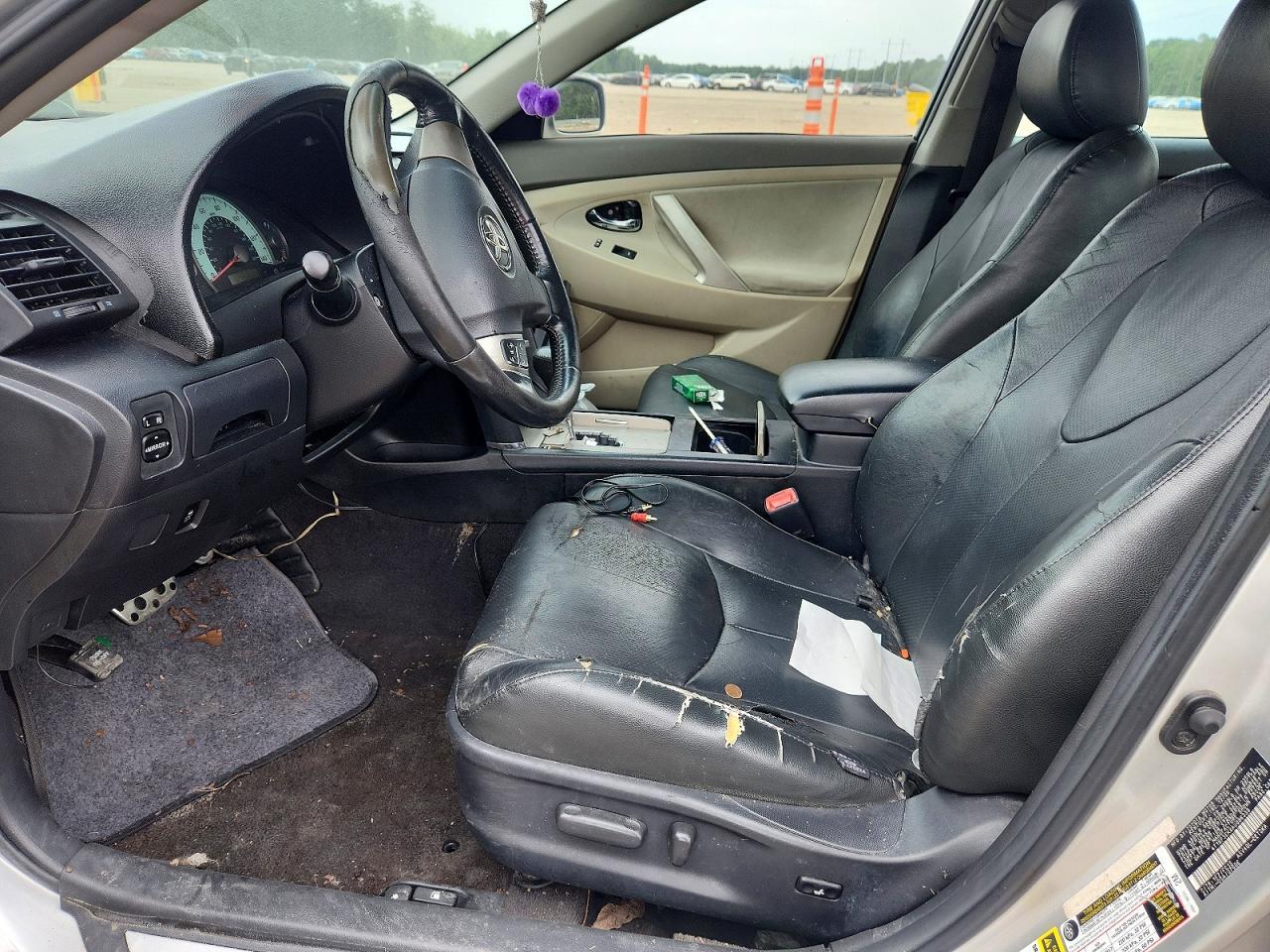 2010 Toyota Camry Se - Фото 7