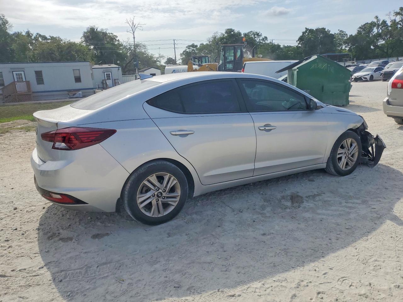 2020 Hyundai Elantra Value Edition - Фото 3