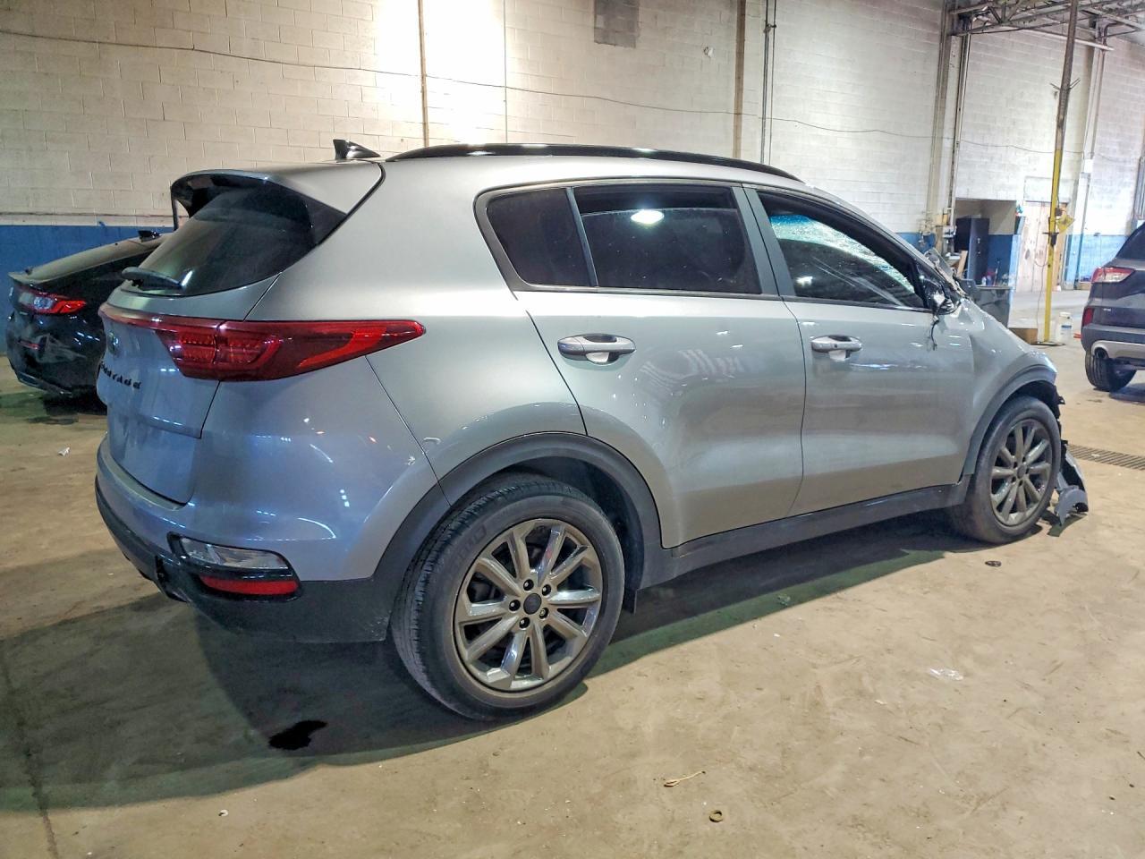 2022 Kia Sportage Nightfall - Фото 3