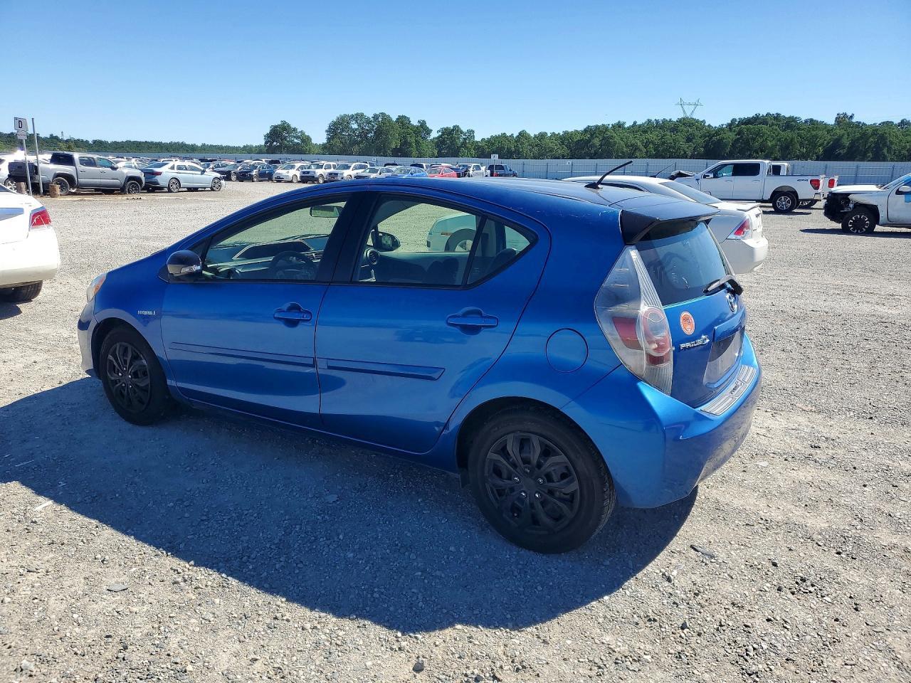 2012 Toyota Prius C One - Фото 2
