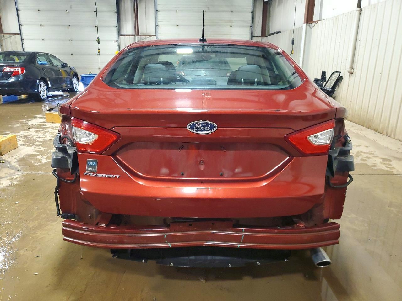2014 Ford Fusion S - Фото 6