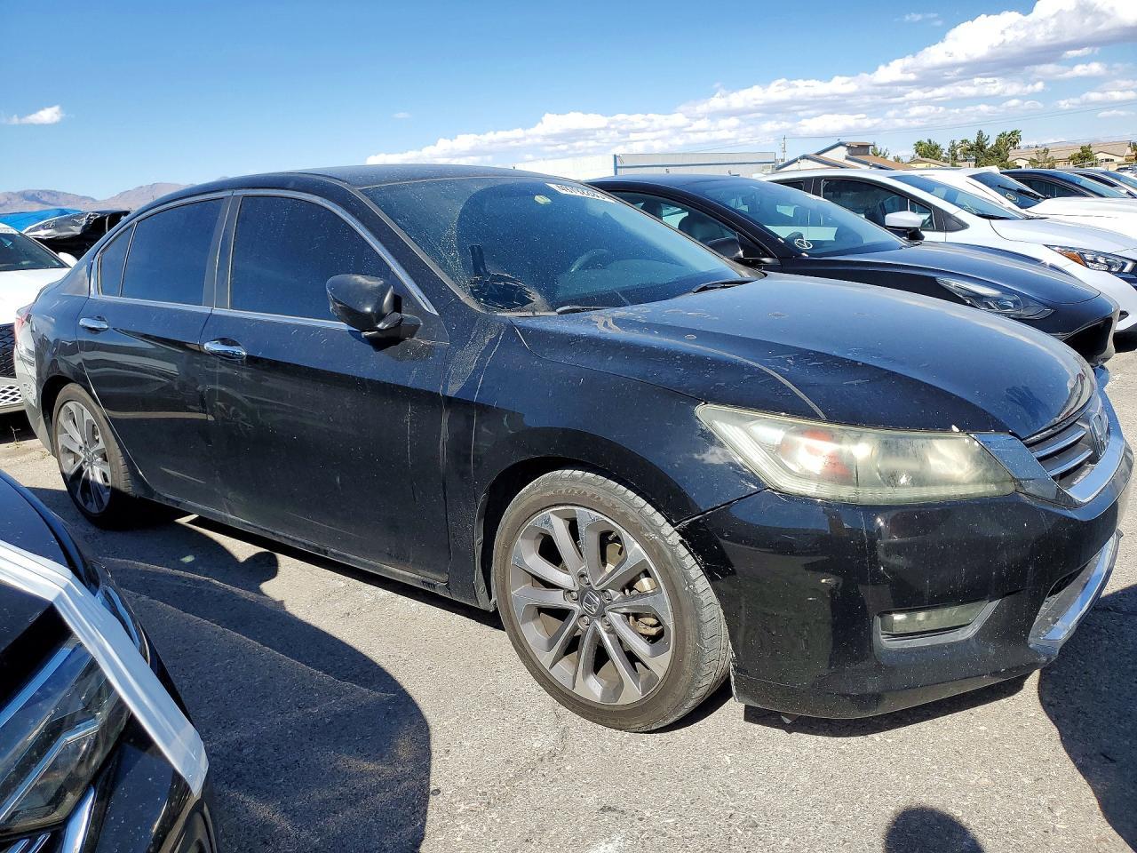 2014 Honda Accord Sport - Image 4