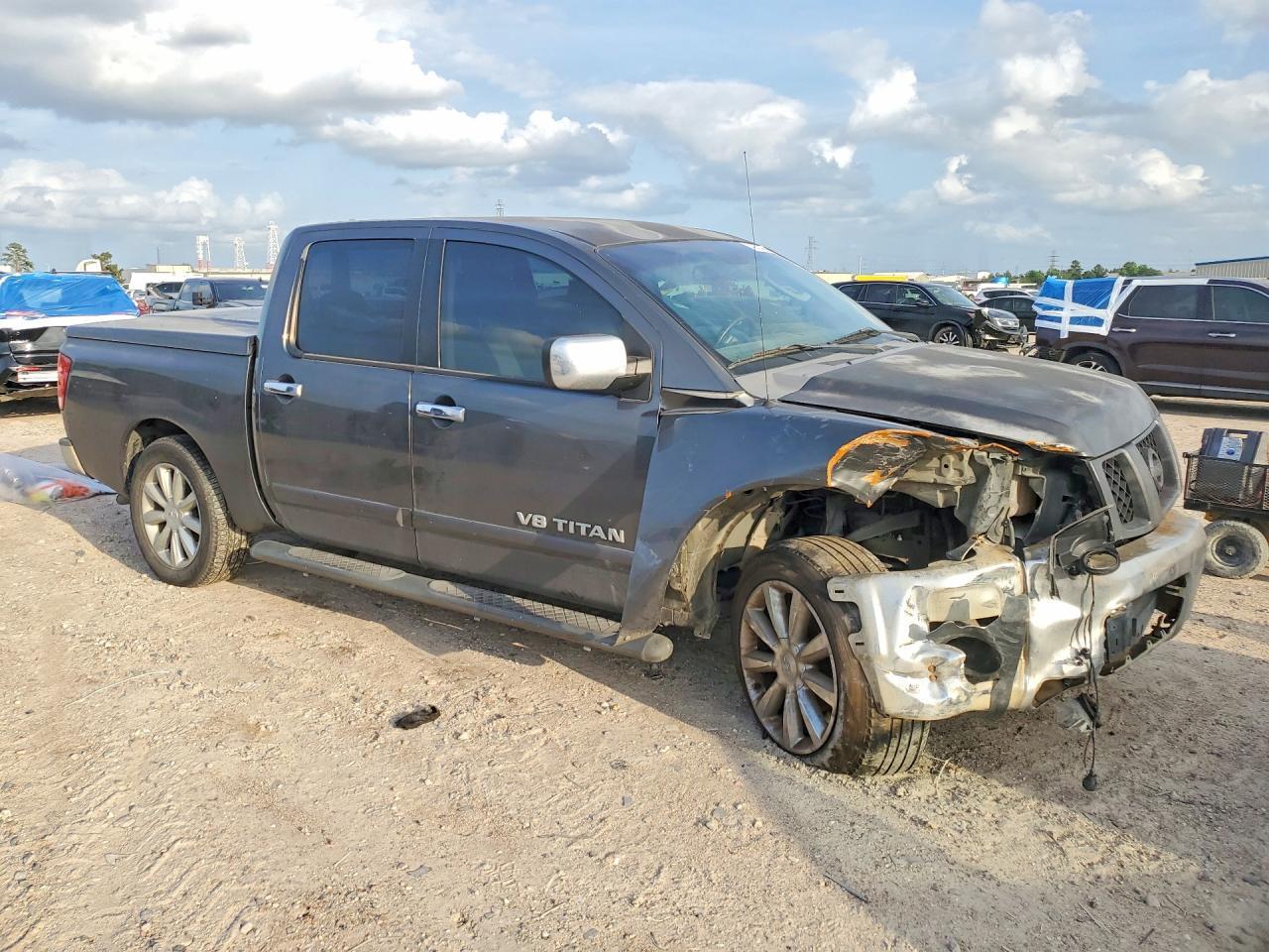 2005 Nissan Titan Xe - Image 4