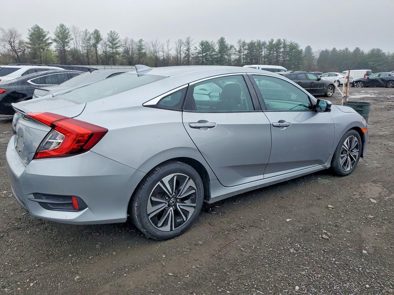 2016 Honda Civic Ex - Фото 3