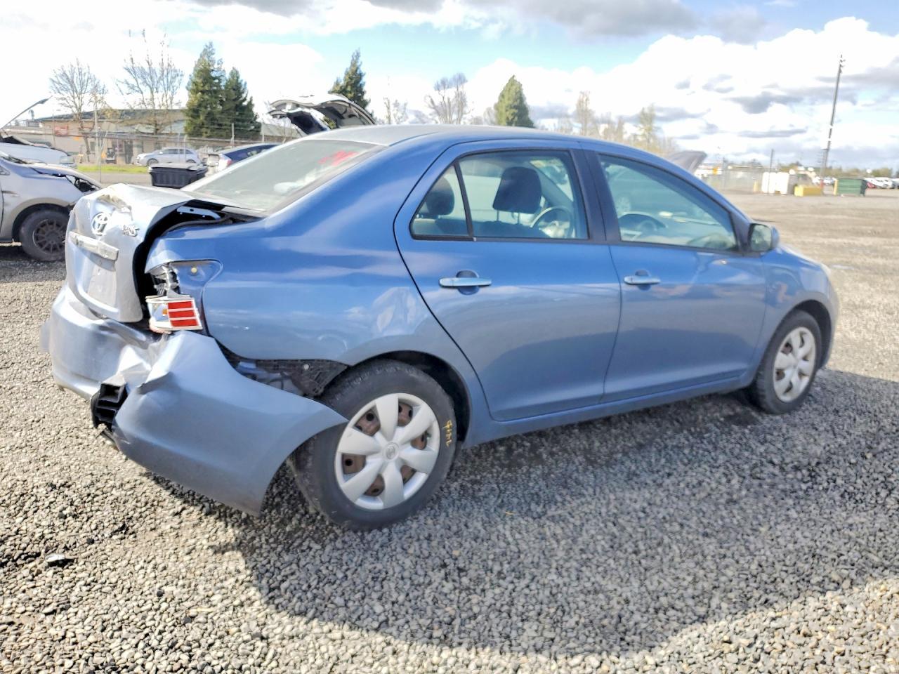 2007 Toyota Yaris Base - Image 3