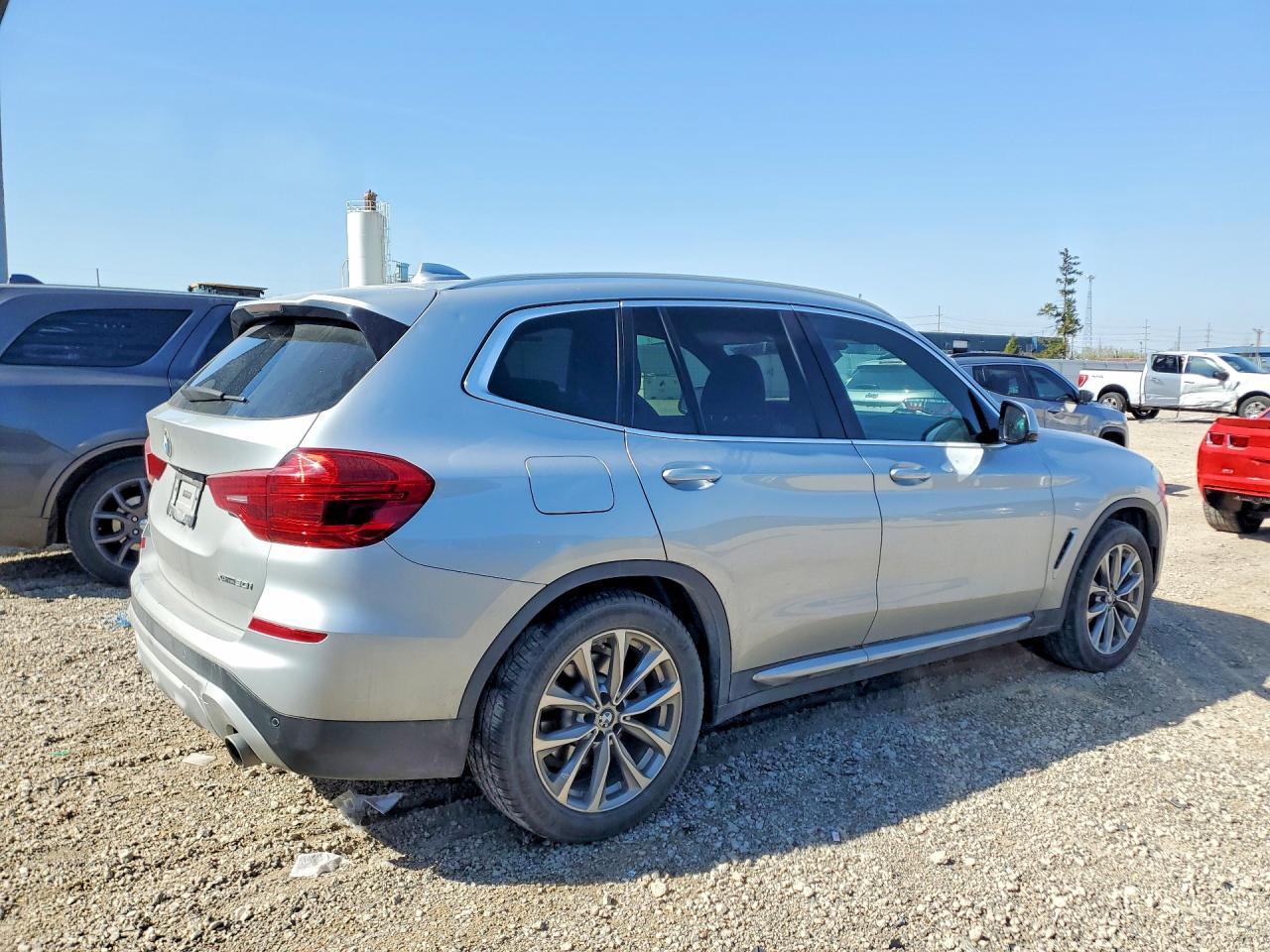 2019 BMW X3 xDrive30I - Фото 3