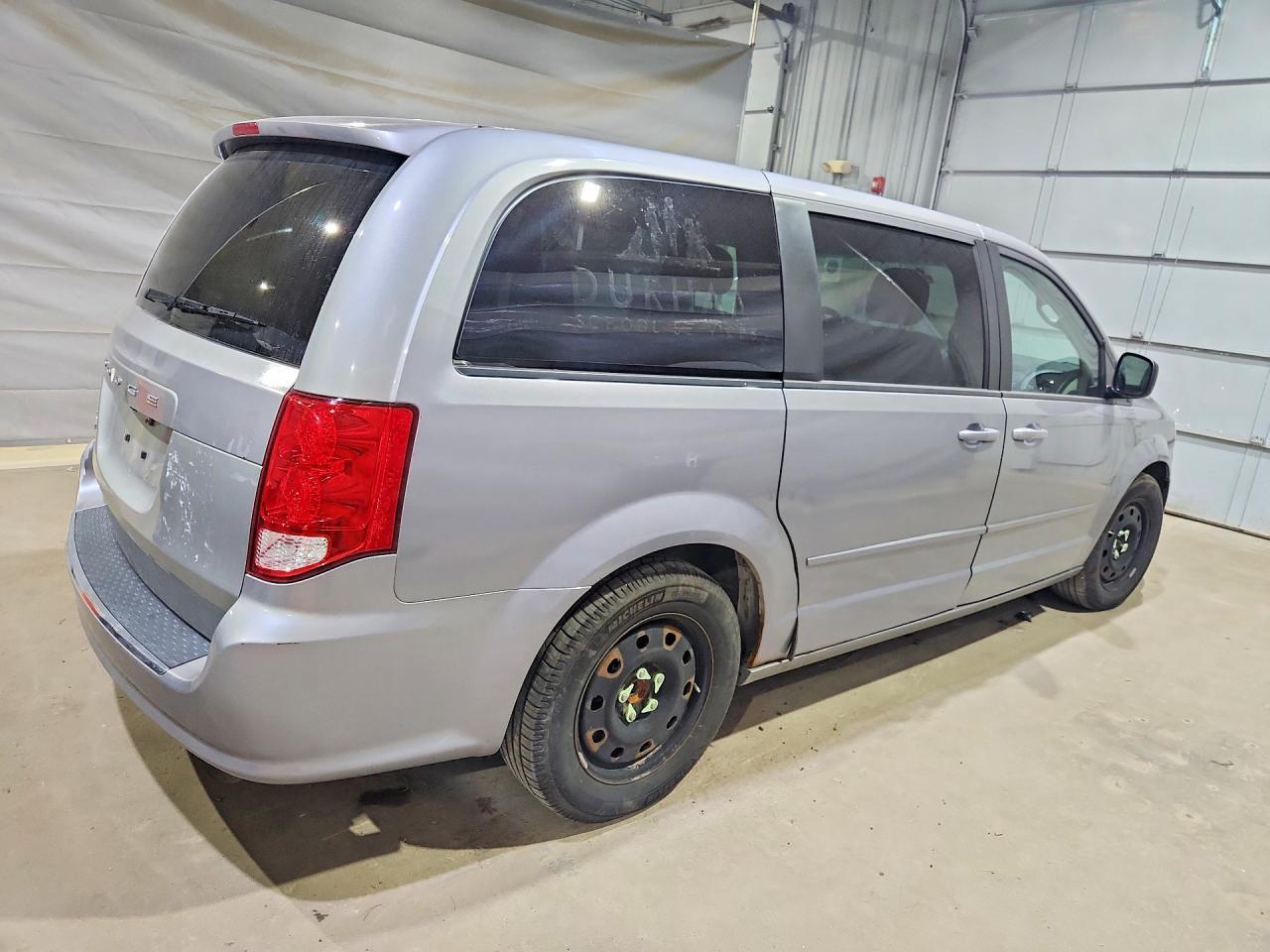 2015 Dodge Caravan - Фото 3