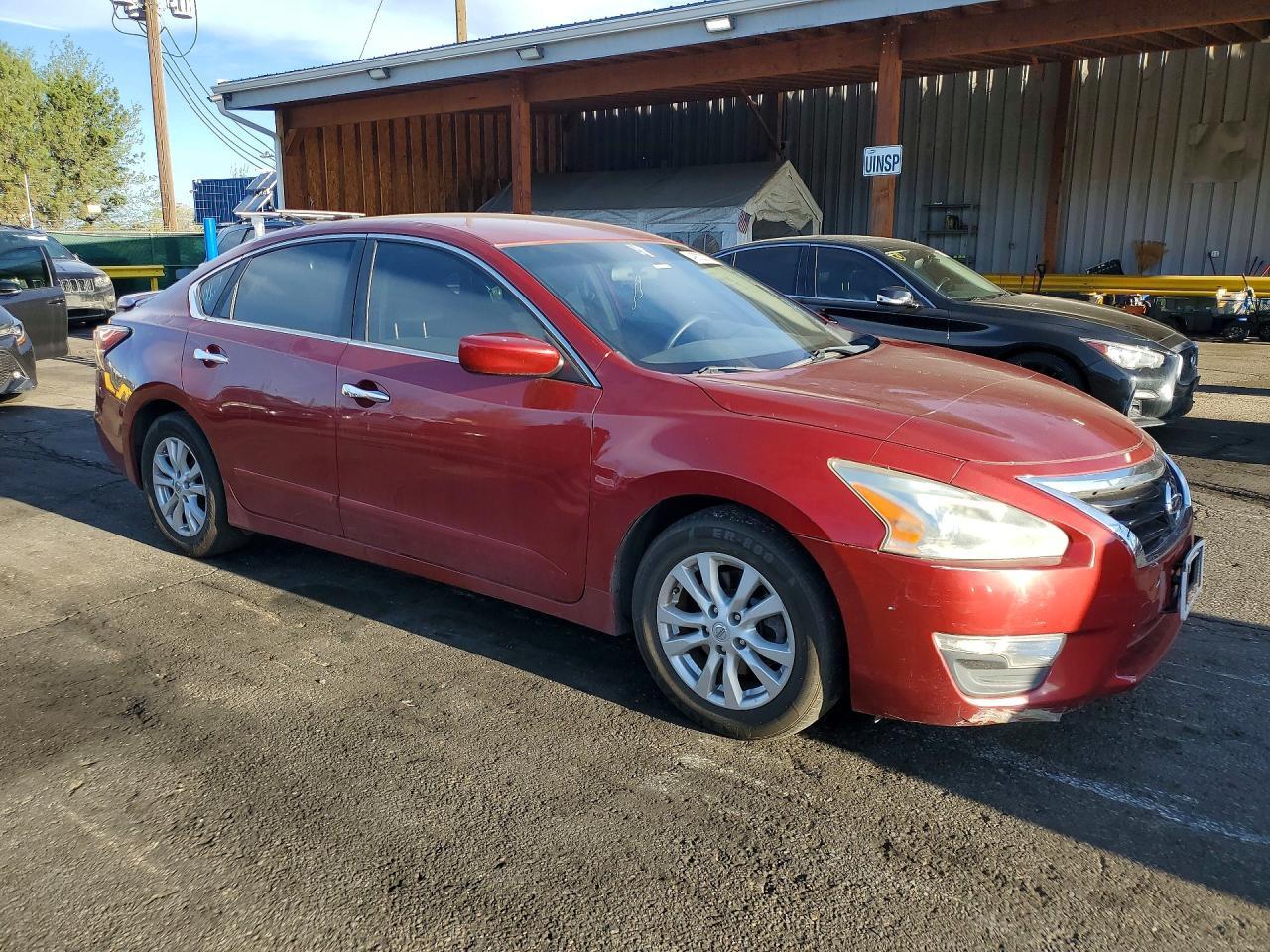 2014 Nissan Altima 2.5 S - Image 4