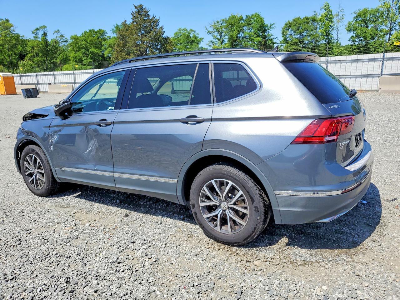 2020 Volkswagen Tiguan Se - Фото 2