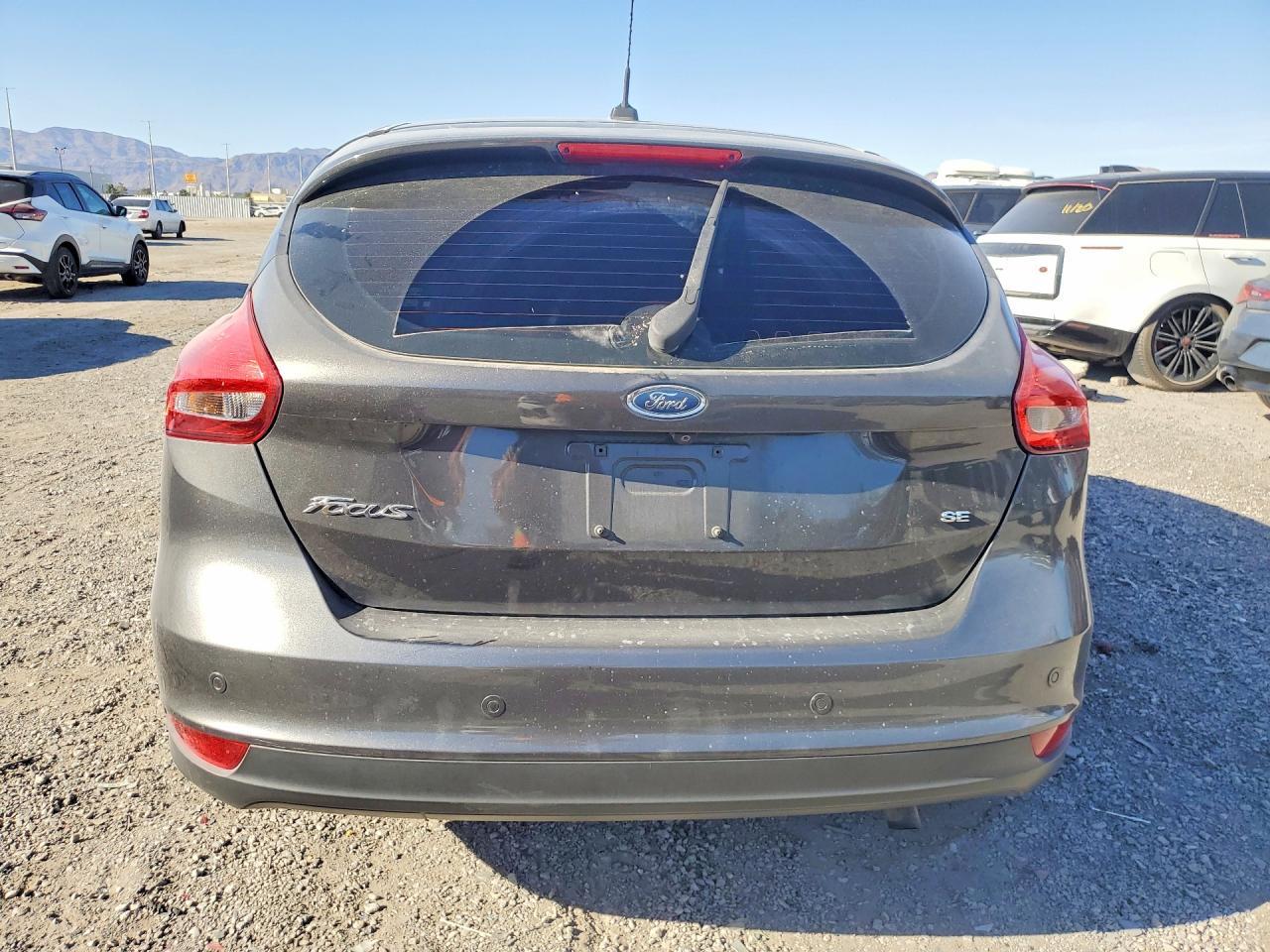 2016 Ford Focus Se - Фото 6