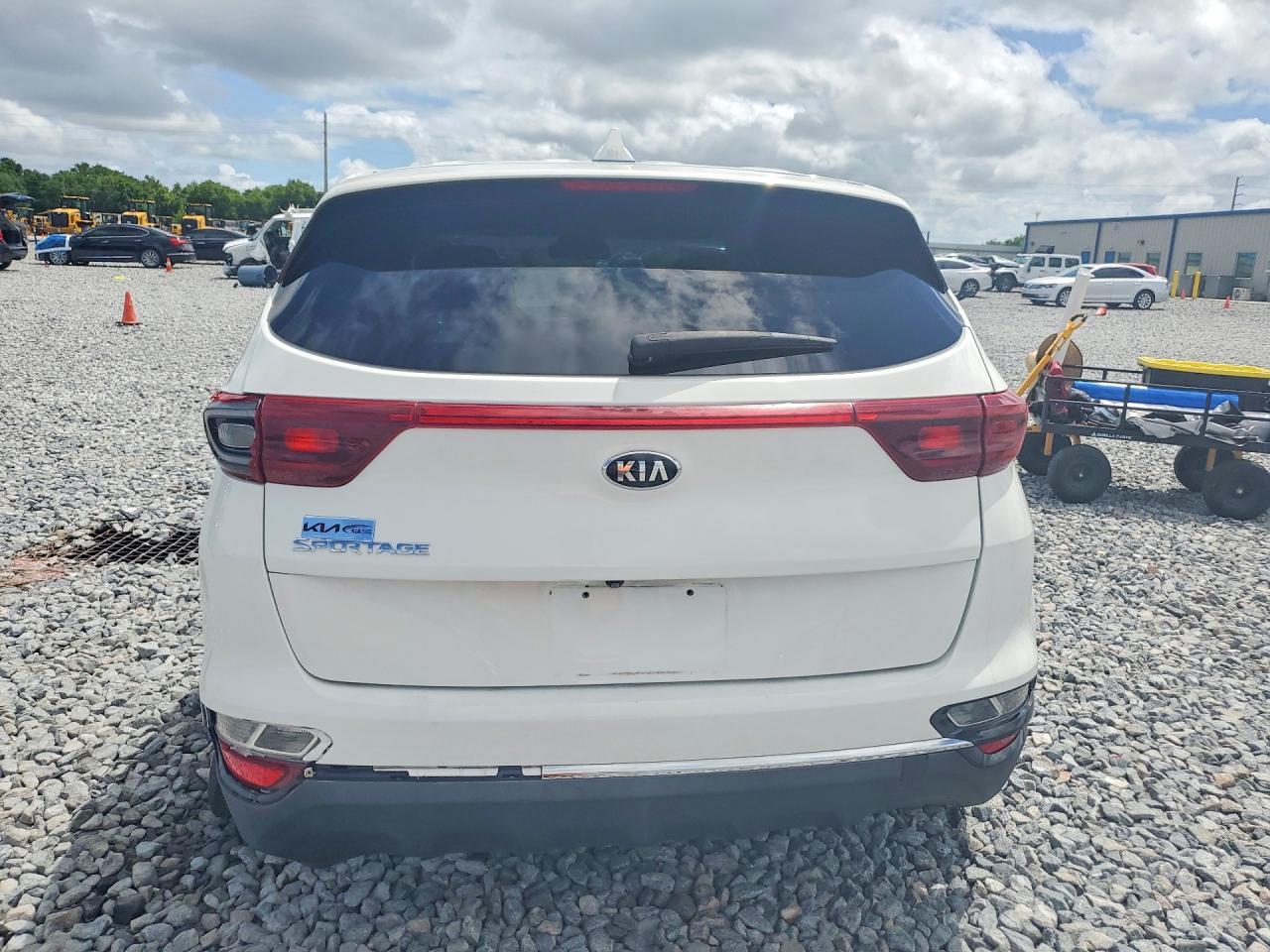 2020 Kia Sportage Lx - Image 6