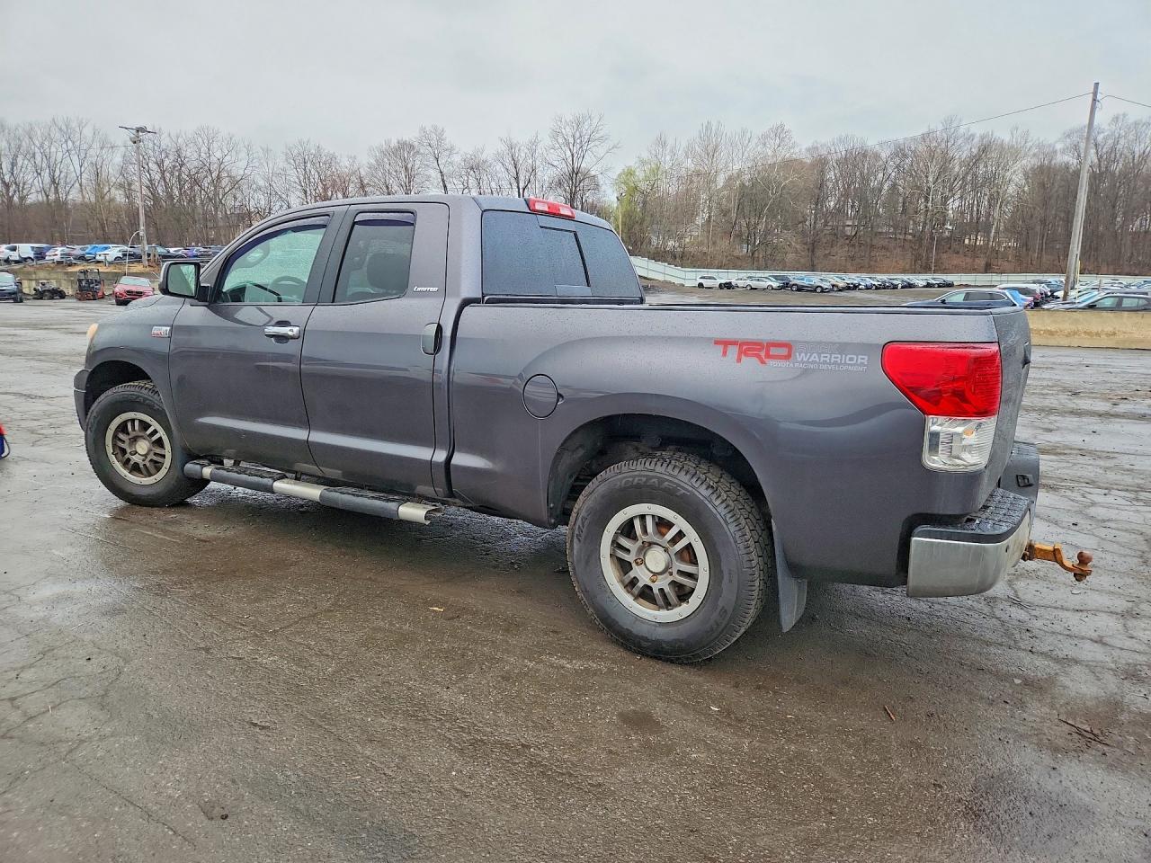 2013 Toyota Tundra Limited - Фото 2