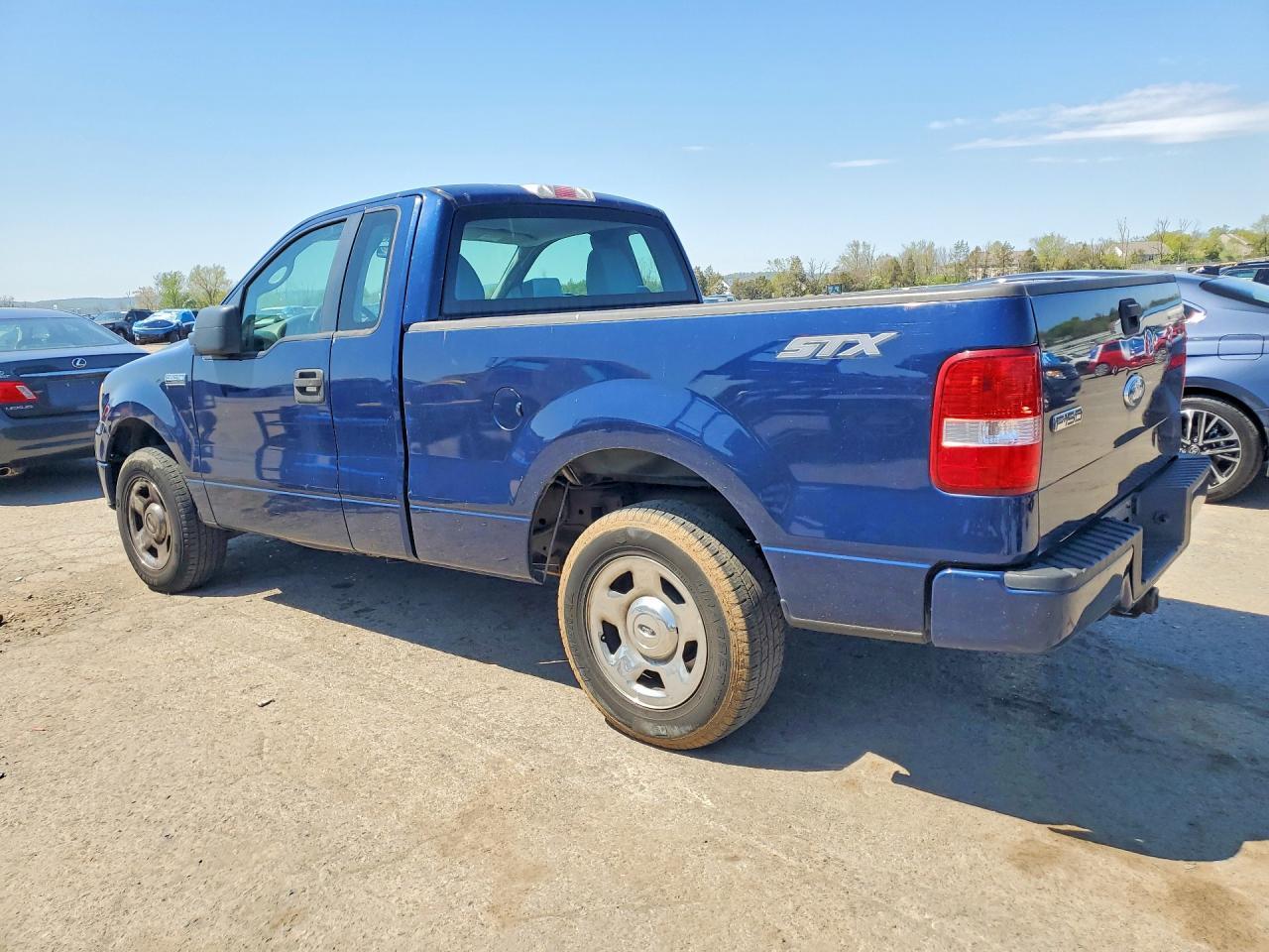 2007 Ford F150 - Image 2