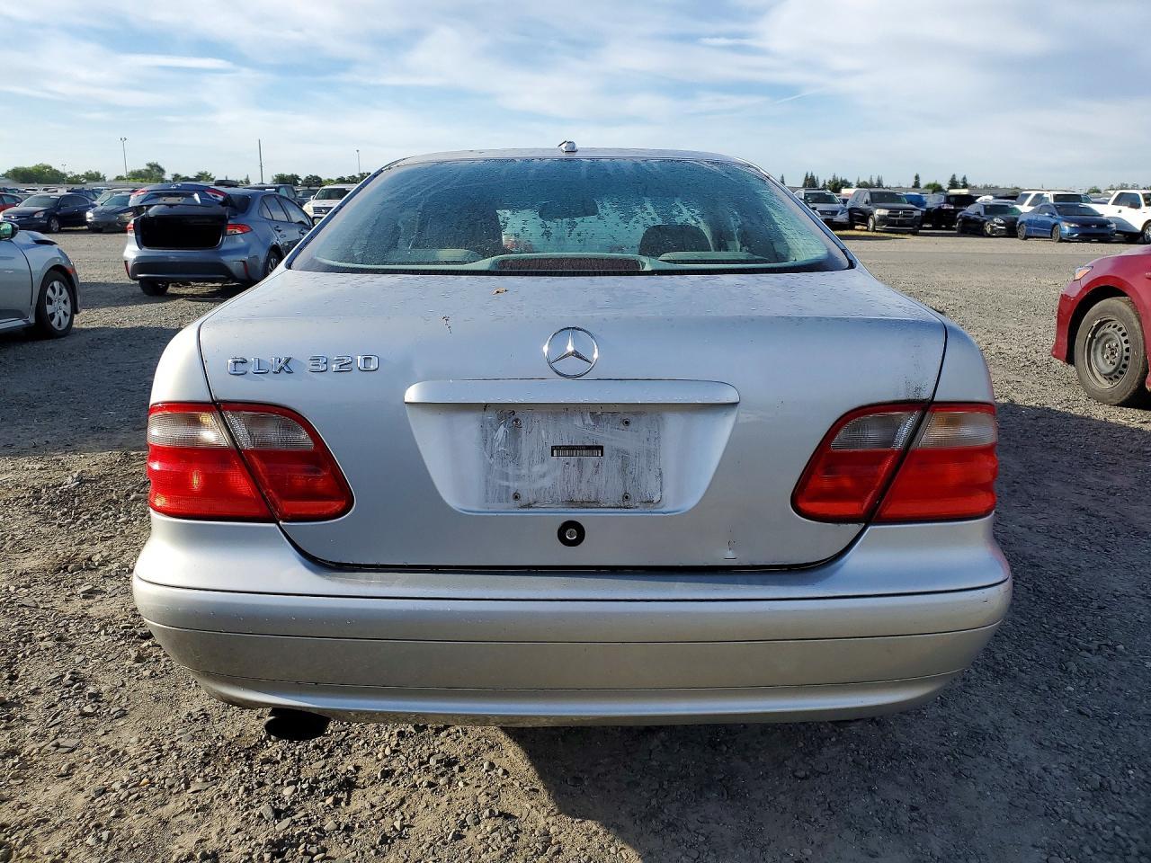 2000 Mercedes-Benz Clk 320 - Фото 6