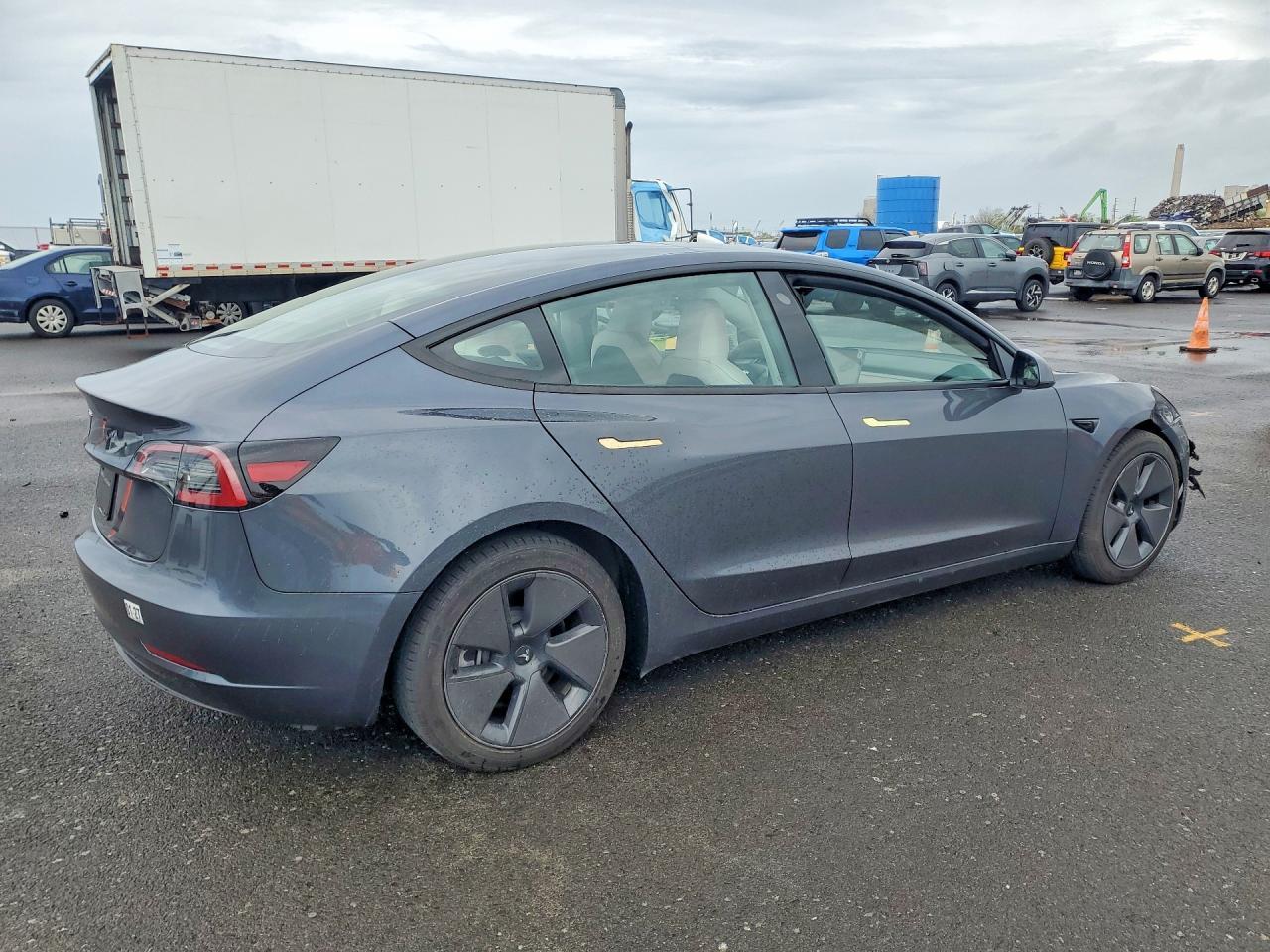 2023 Tesla Model 3 - Image 3