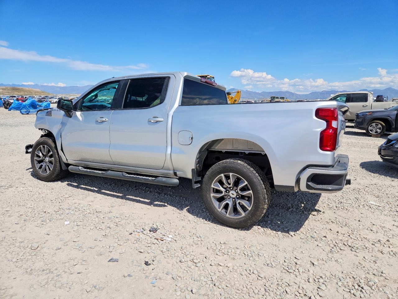 2020 Chevrolet Silverado C1500 Rst - Фото 2