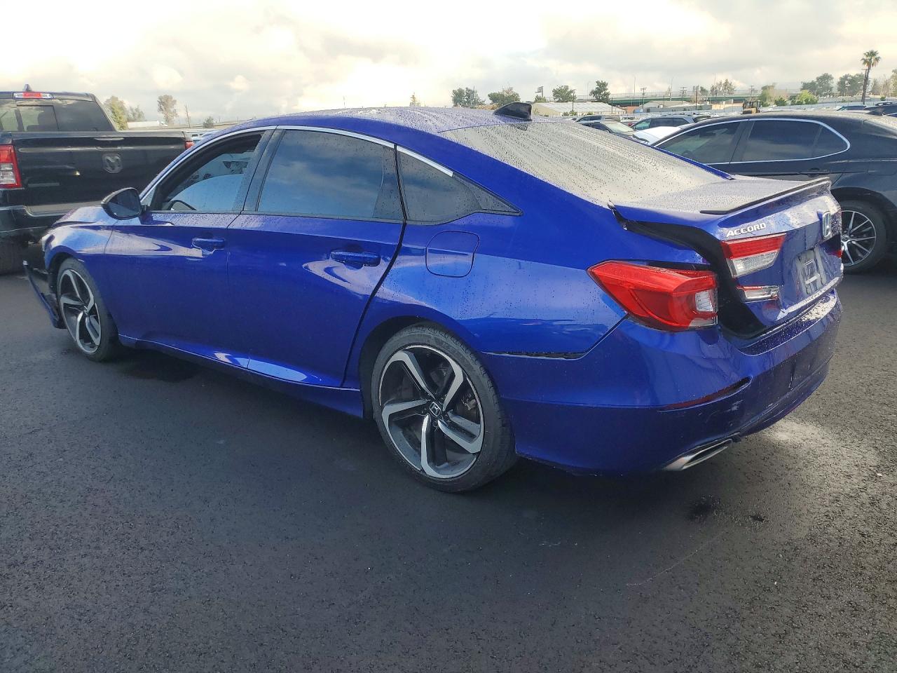 2021 Honda Accord Sport - Фото 2