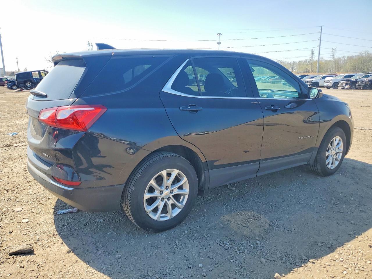 2018 Chevrolet Equinox - Image 3