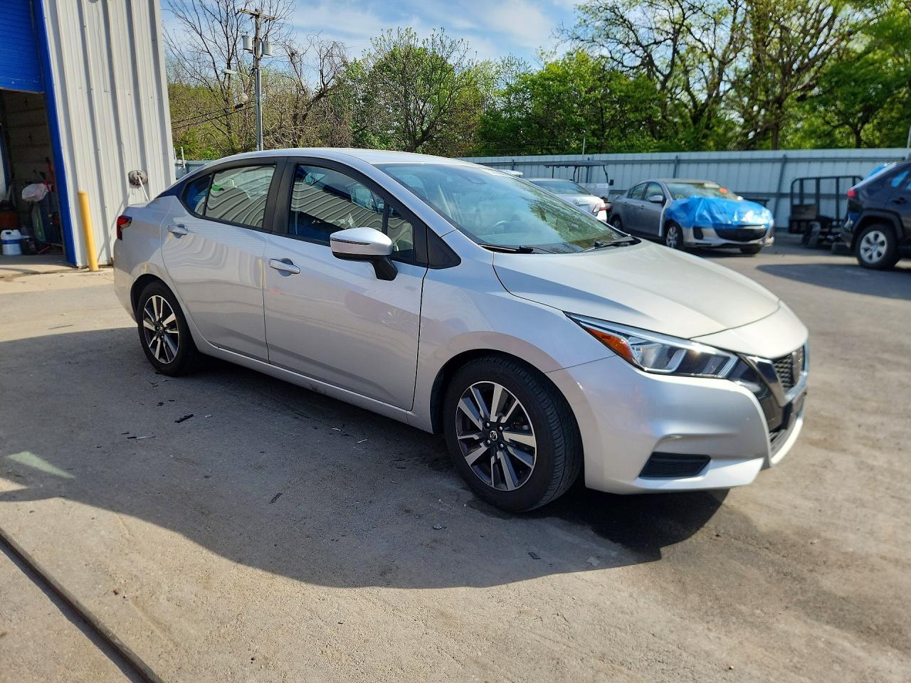 2021 Nissan Versa Sv - Image 4
