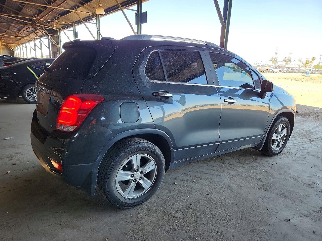 2020 Chevrolet Trax 1Lt - Image 3