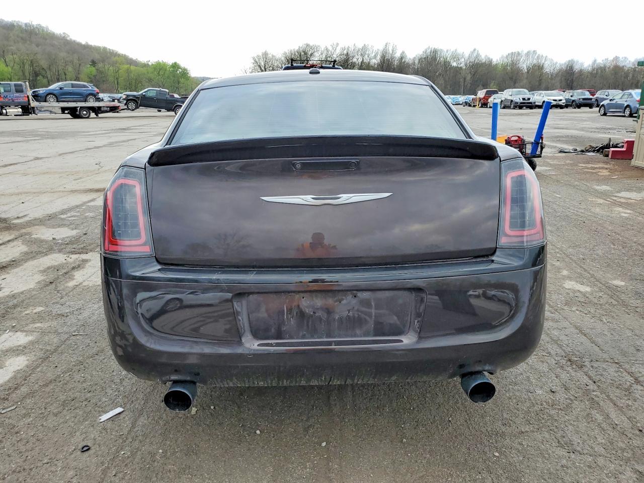 2013 Chrysler 300C - Фото 6