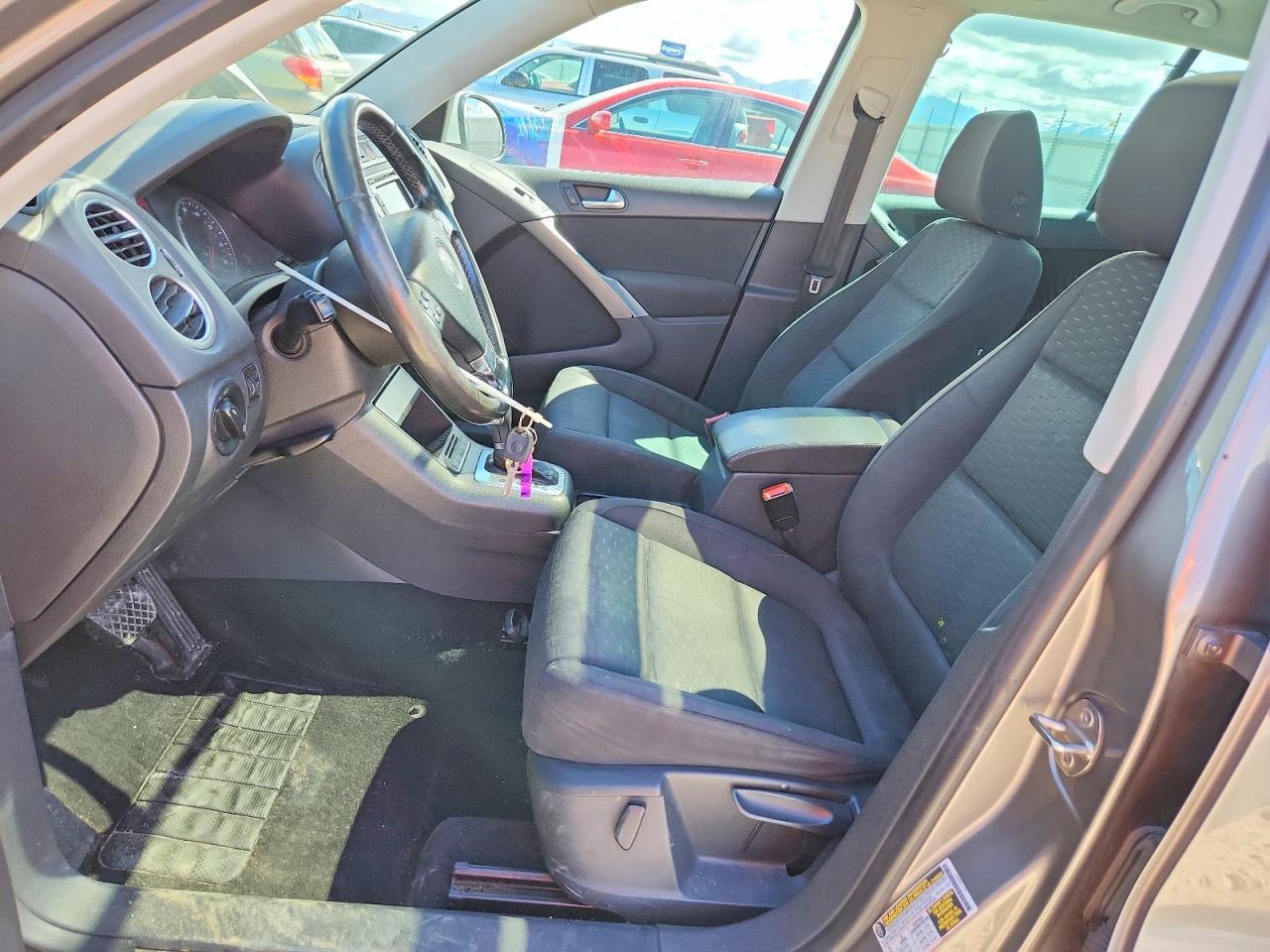 2009 Volkswagen Tiguan S - Фото 7