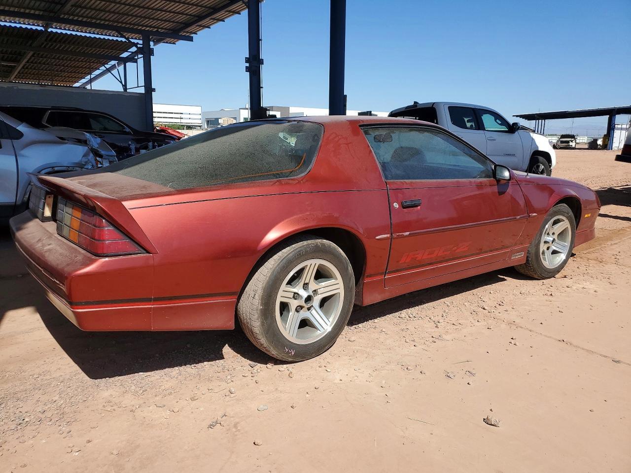 1988 Chevrolet Camaro - Фото 3